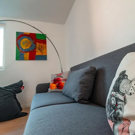 Les Delices De L'ancien College Apartmán *